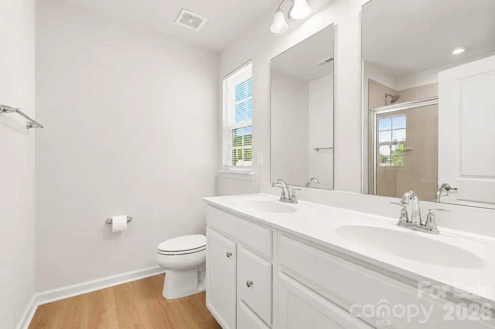 3243 Streamside Drive Davidson, NC 28036