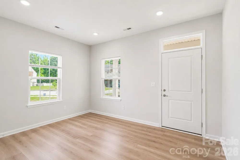 3243 Streamside Drive Davidson, NC 28036