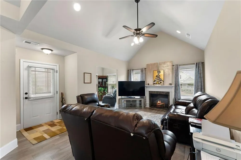 6 William Drive NE #47 White, GA 30184