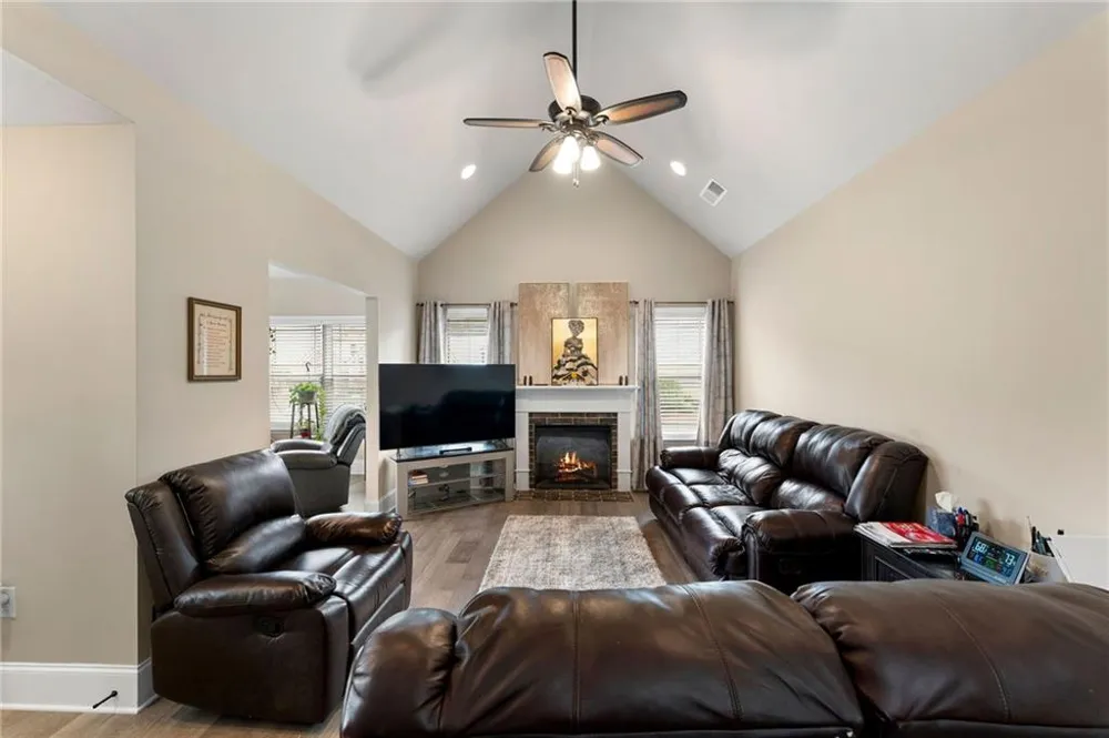 6 William Drive NE #47 White, GA 30184