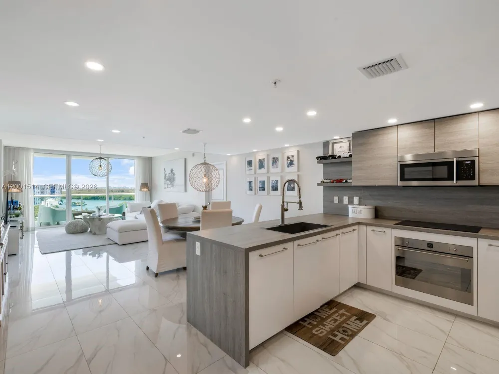 400 Sunny Isles Blvd #1416 Sunny Isles Beach, FL 33160