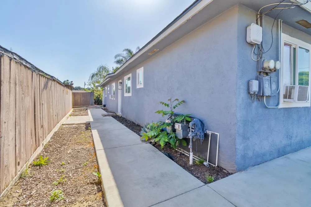 715 Faller Avenue Sanger, CA 93657