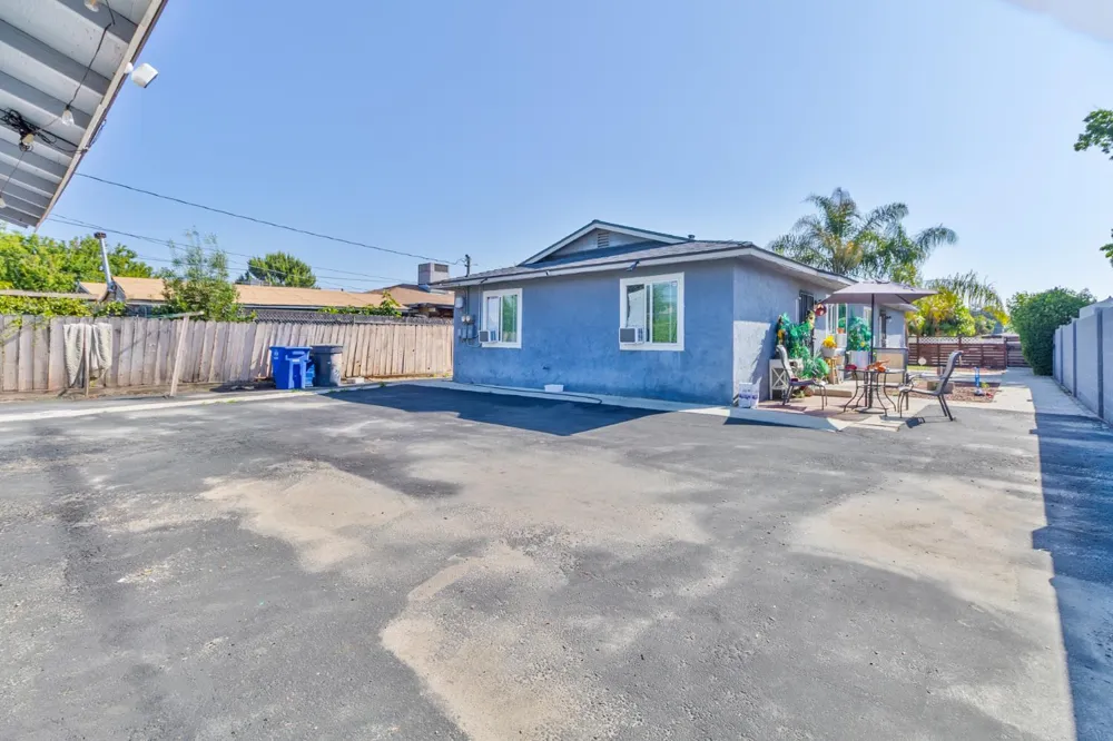 715 Faller Avenue Sanger, CA 93657
