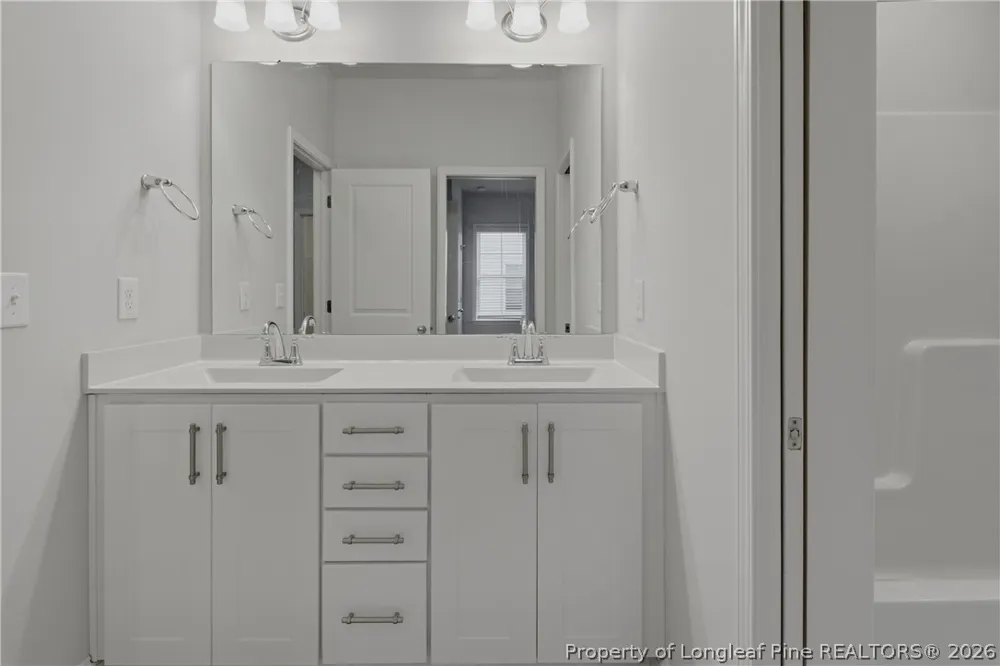 156 Kensington Drive Spring Lake, NC 28390