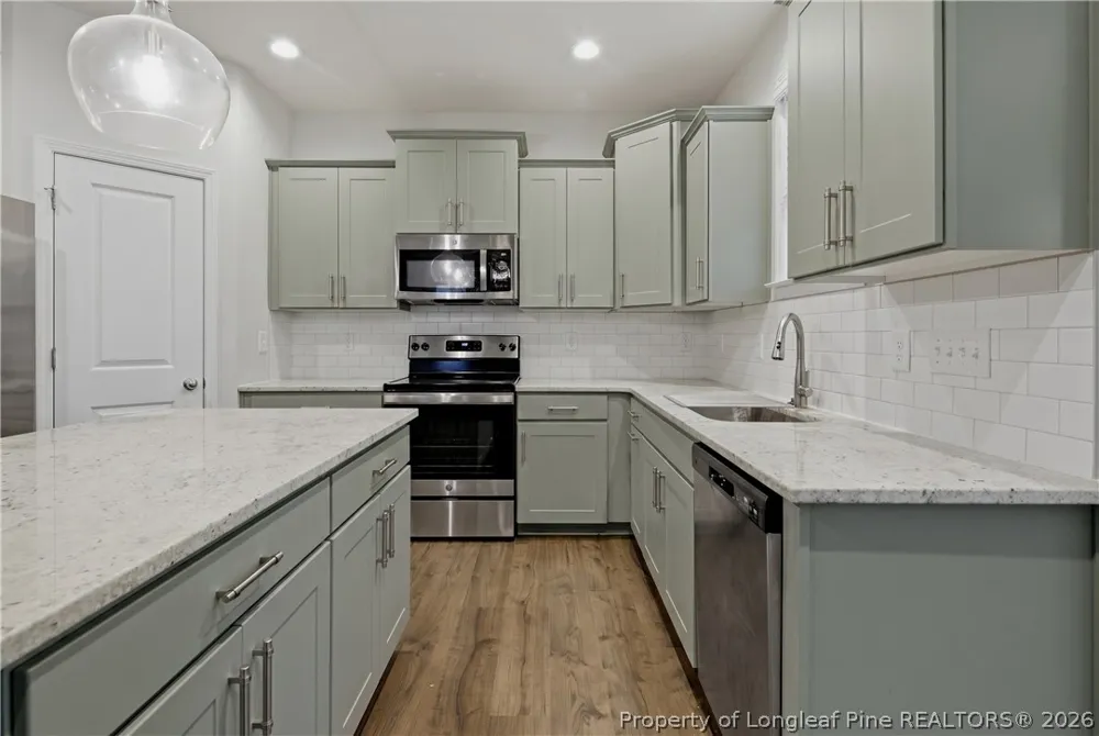 156 Kensington Drive Spring Lake, NC 28390
