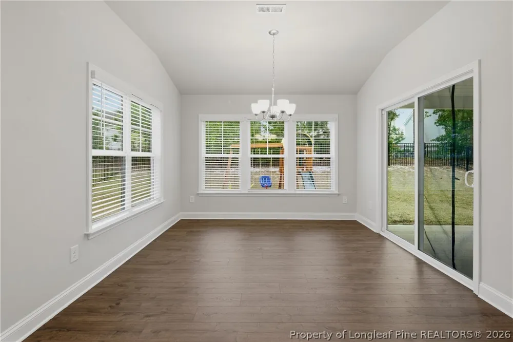 156 Kensington Drive Spring Lake, NC 28390