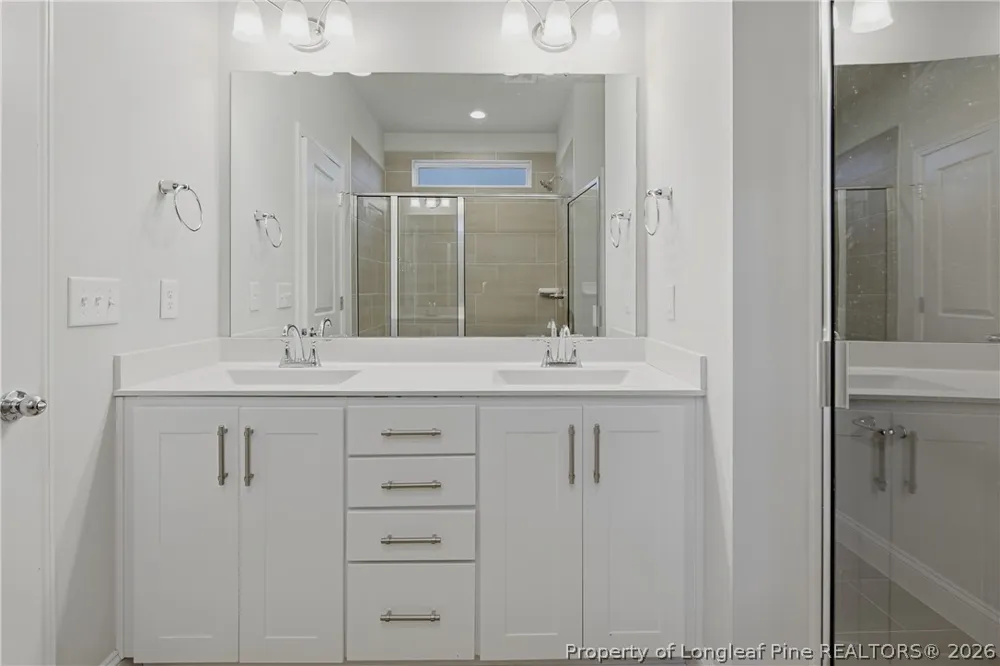 156 Kensington Drive Spring Lake, NC 28390