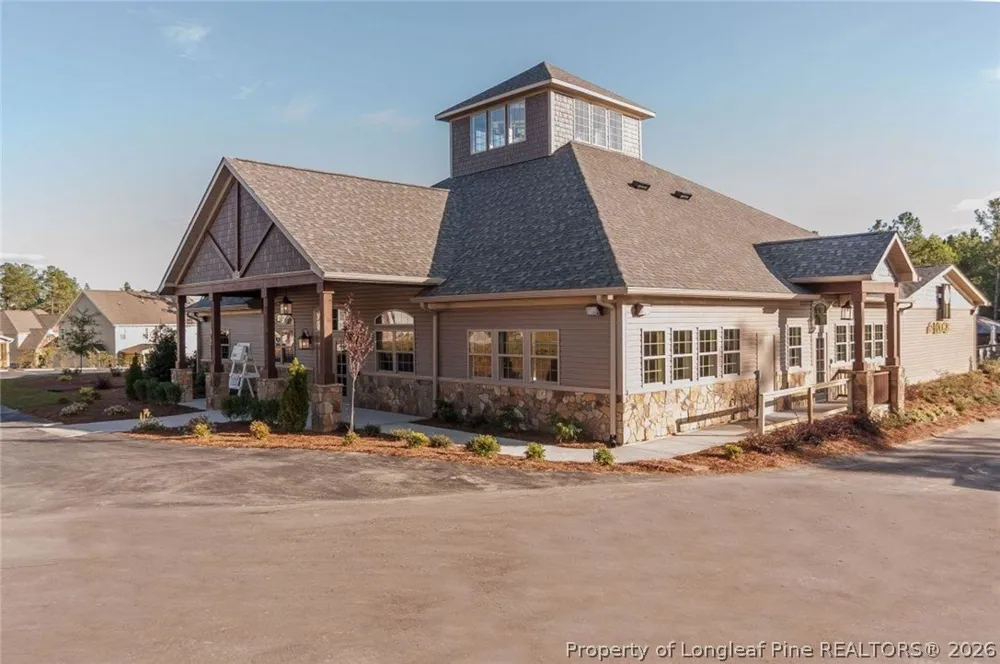 156 Kensington Drive Spring Lake, NC 28390