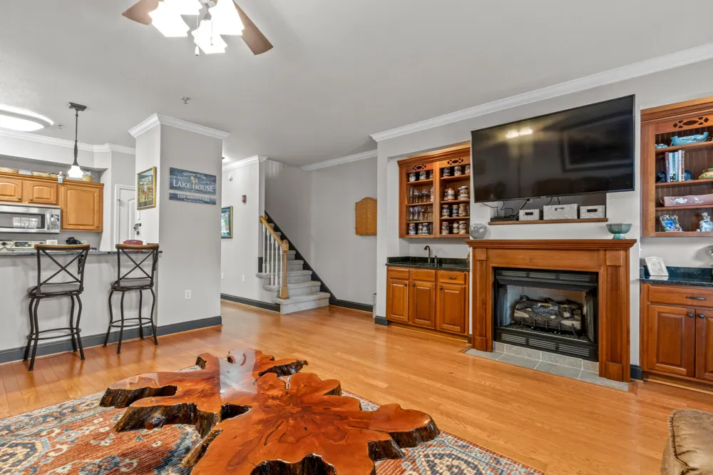 1235 New Lake Road Spring City, TN 37381