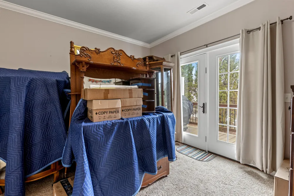 1235 New Lake Road Spring City, TN 37381