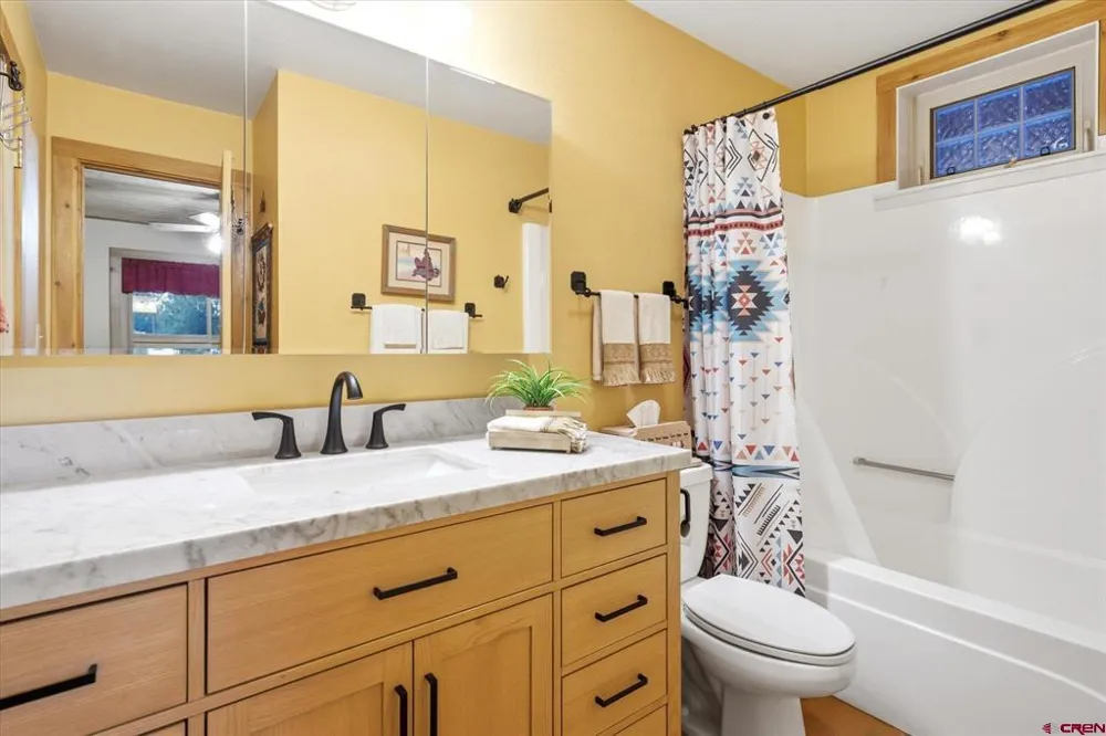 15586 Road 36.5 Mancos, CO 81328