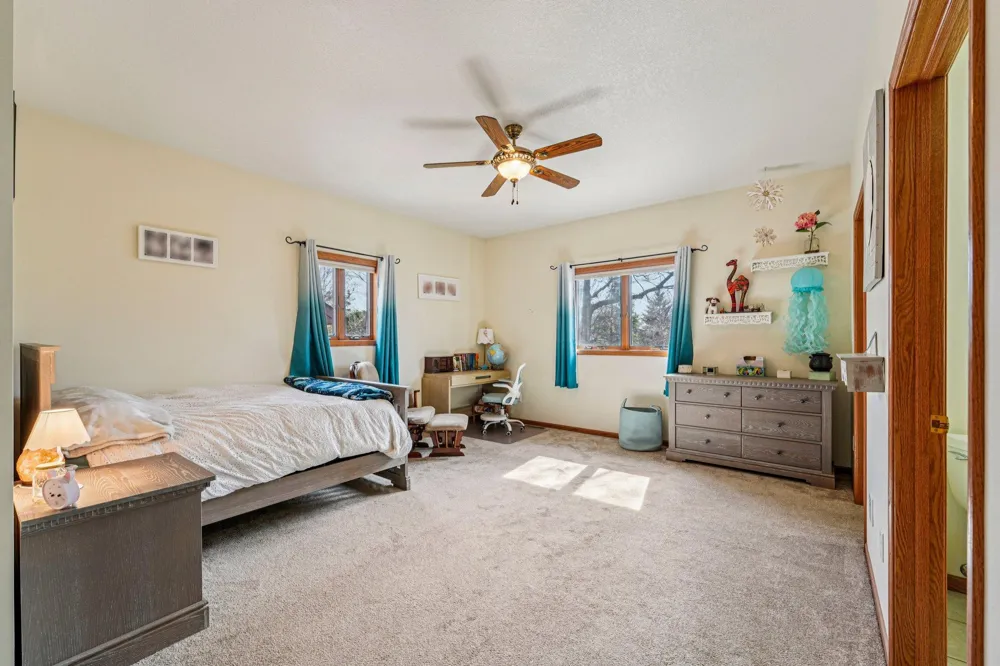 24560 Cedar Point Road New Prague, MN 56071