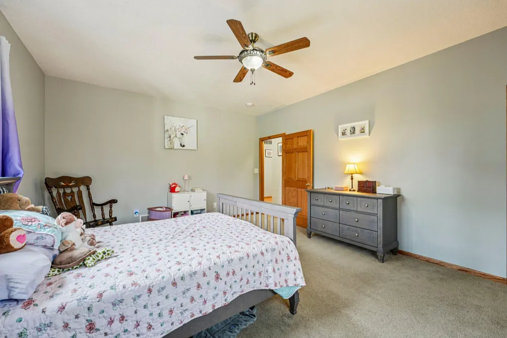 24560 Cedar Point Road New Prague, MN 56071