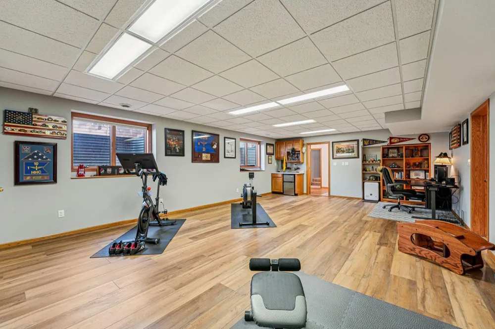 24560 Cedar Point Road New Prague, MN 56071