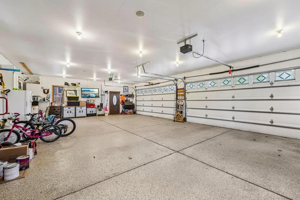 24560 Cedar Point Road New Prague, MN 56071