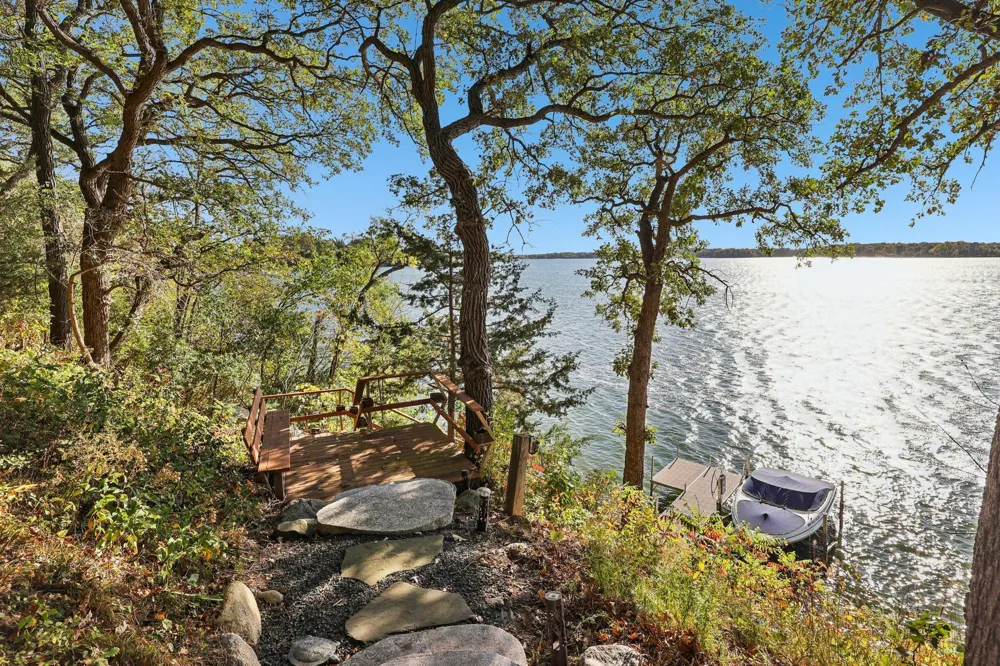 24560 Cedar Point Road New Prague, MN 56071