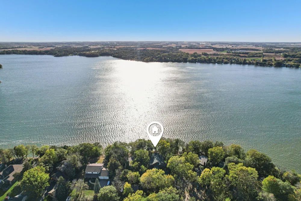 24560 Cedar Point Road New Prague, MN 56071