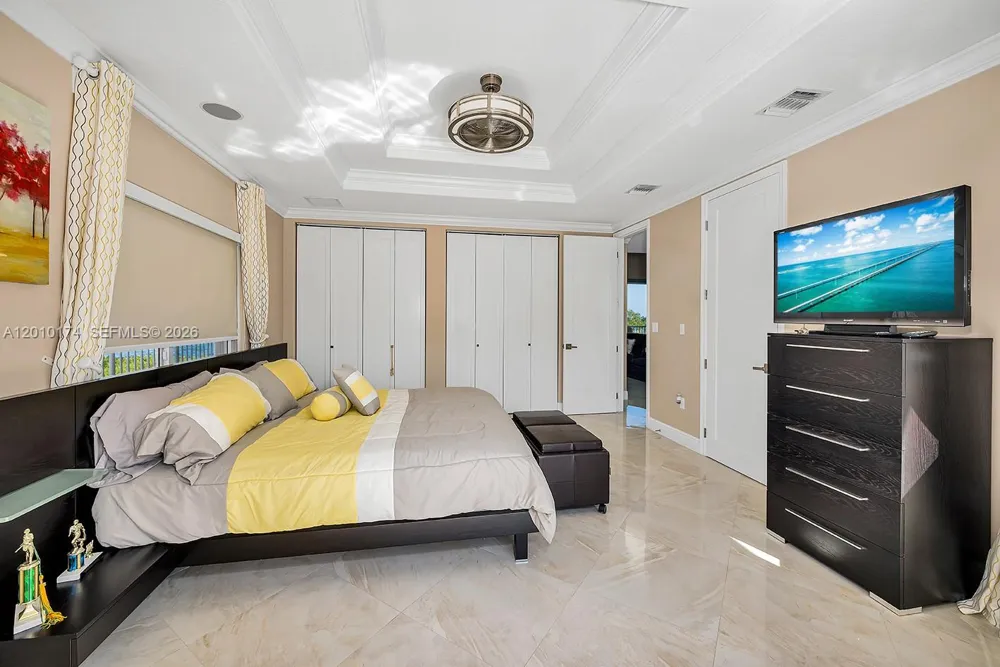 112 Bounty Ln Key Largo, FL 33037
