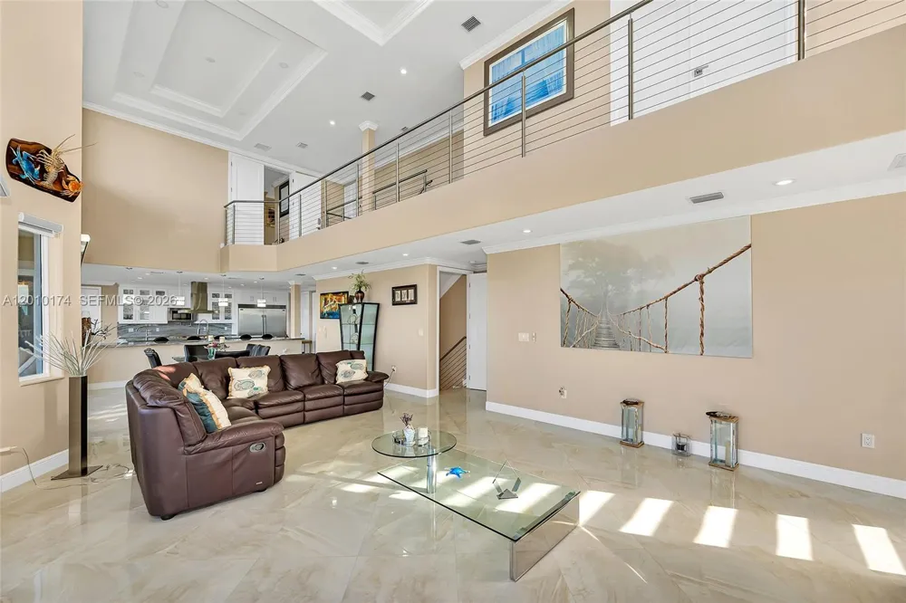 112 Bounty Ln Key Largo, FL 33037
