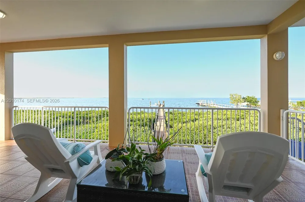 112 Bounty Ln Key Largo, FL 33037
