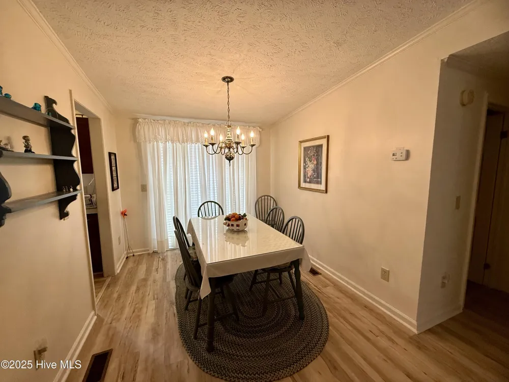 902 Aberdeen Road Laurinburg, NC 28352