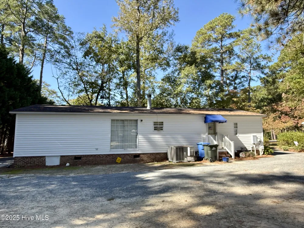 902 Aberdeen Road Laurinburg, NC 28352