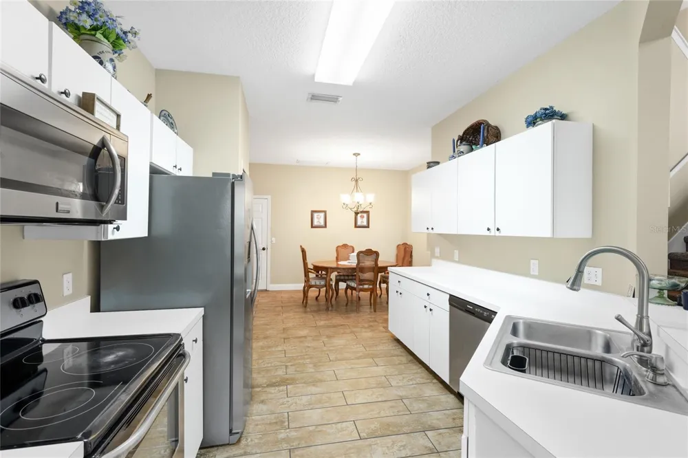 6216 ROSEFINCH COURT #102 Lakewood Ranch, FL 34202