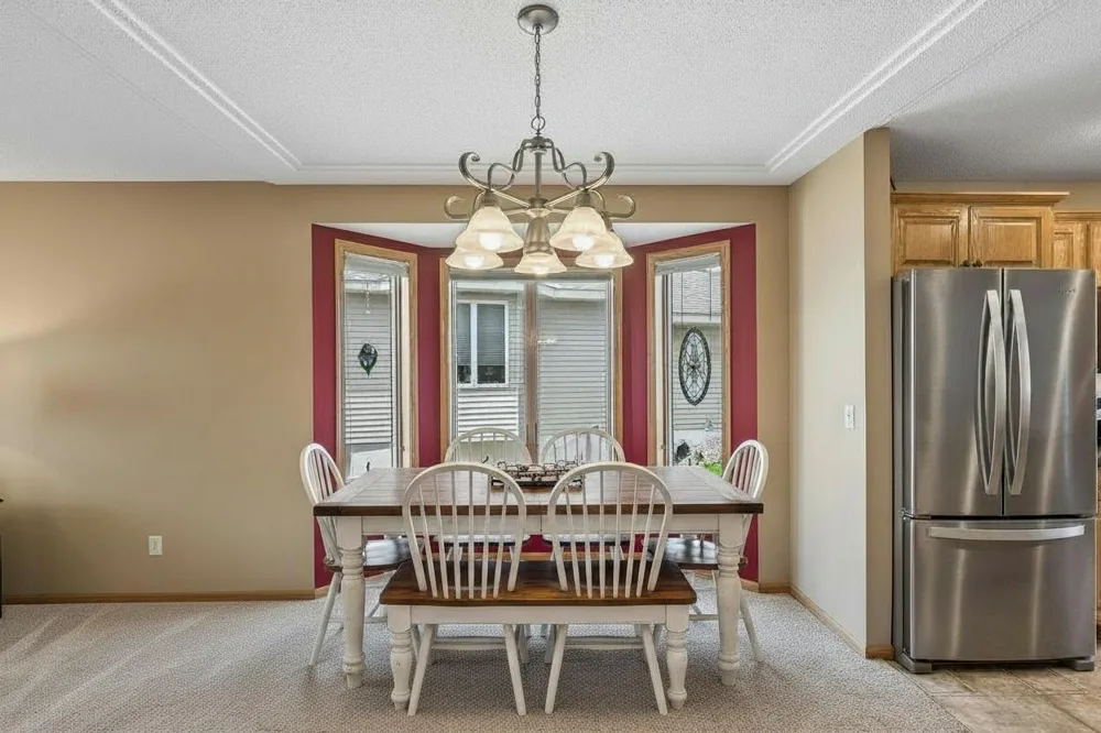 1136 Highpoint Court New Richmond, WI 54017