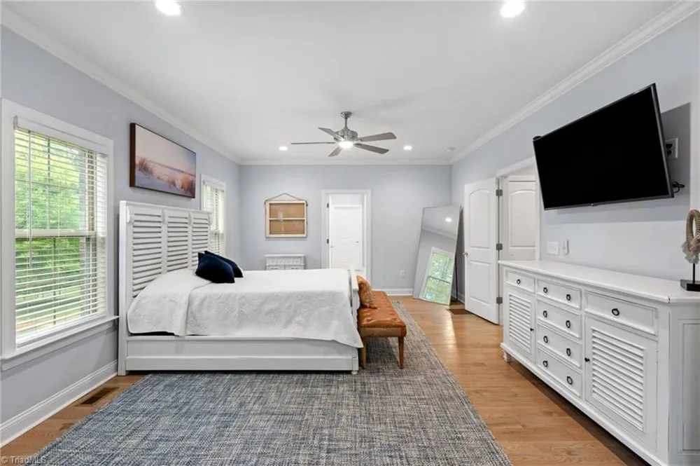 5461 Meadowlark Court Winston-Salem, NC 27106