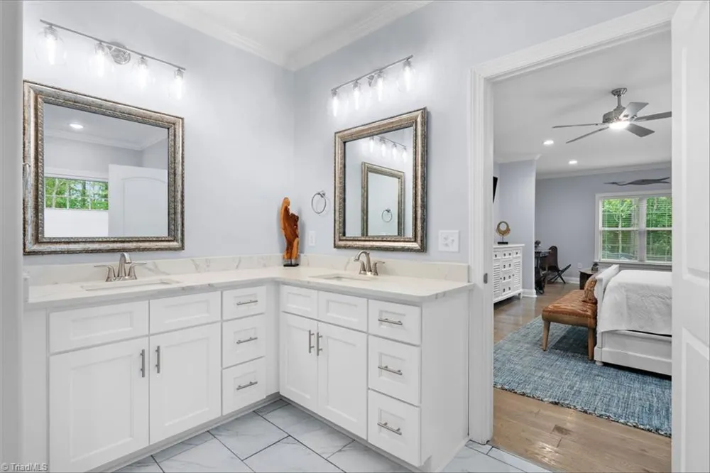 5461 Meadowlark Court Winston-Salem, NC 27106