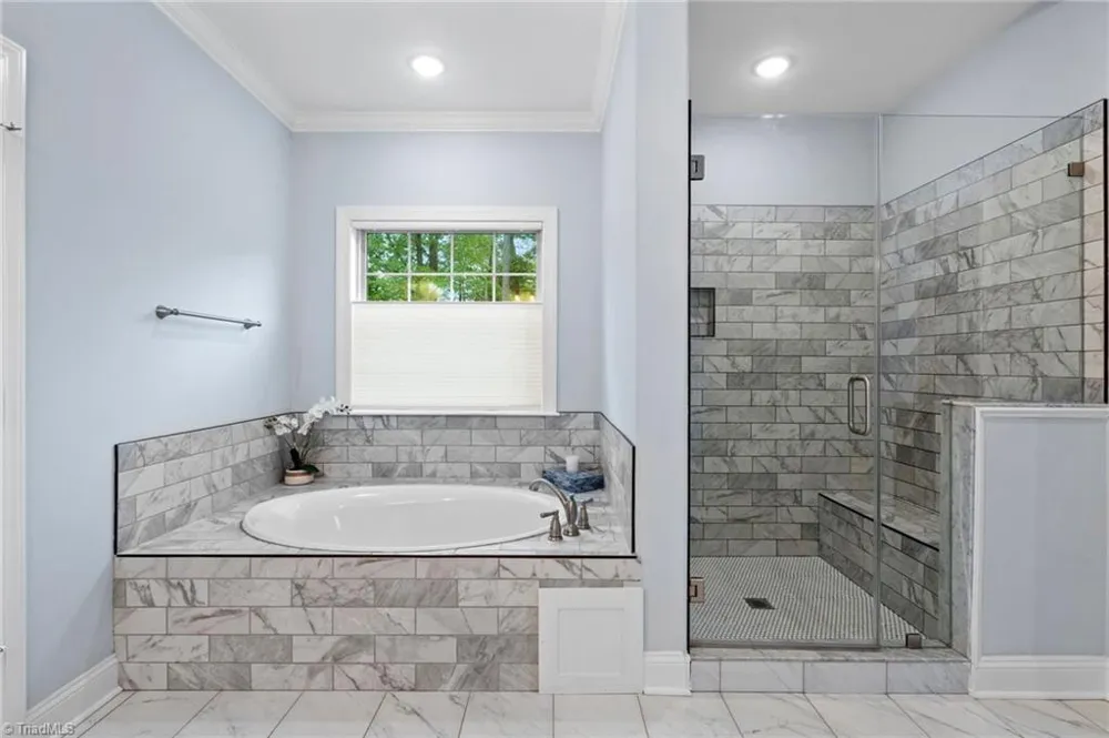 5461 Meadowlark Court Winston-Salem, NC 27106