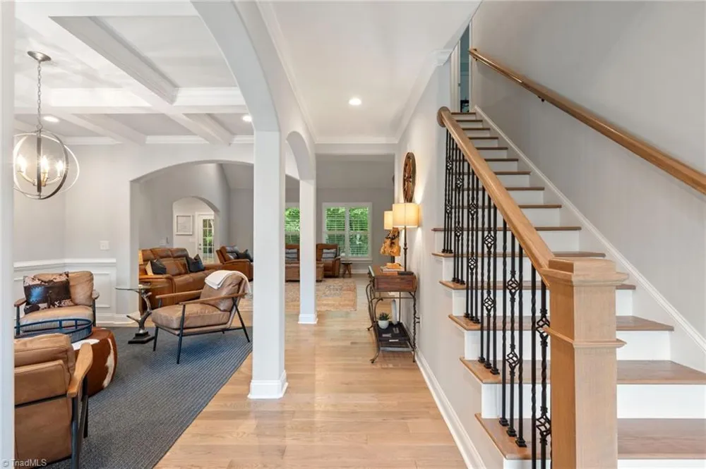 5461 Meadowlark Court Winston-Salem, NC 27106