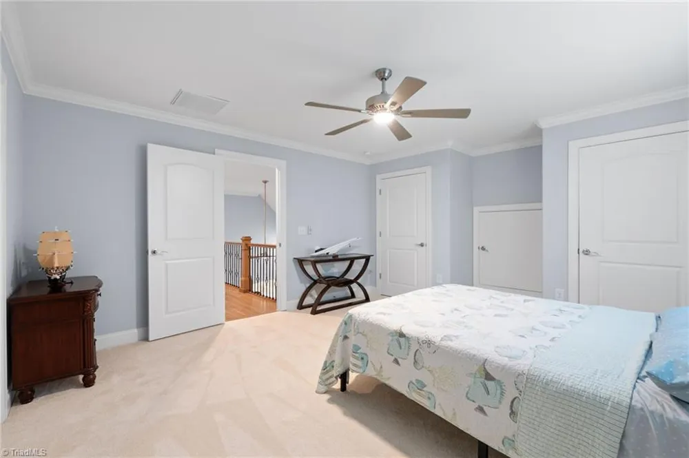 5461 Meadowlark Court Winston-Salem, NC 27106