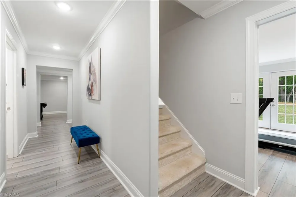 5461 Meadowlark Court Winston-Salem, NC 27106