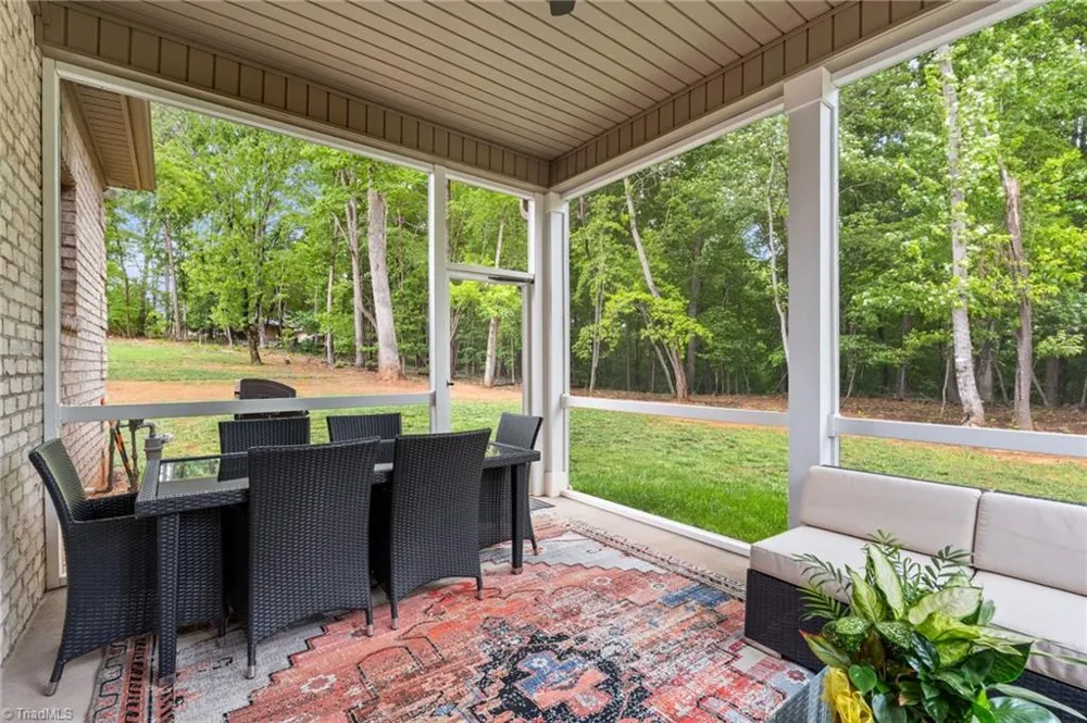 5461 Meadowlark Court Winston-Salem, NC 27106