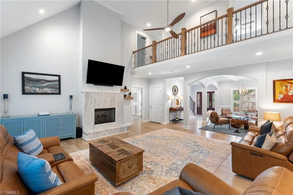 5461 Meadowlark Court Winston-Salem, NC 27106