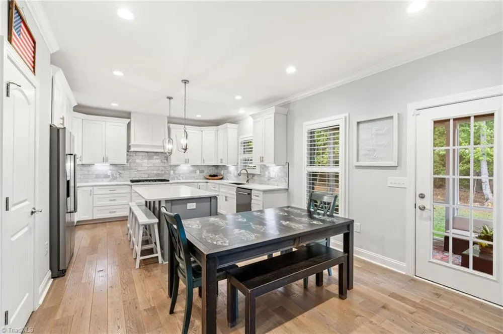 5461 Meadowlark Court Winston-Salem, NC 27106