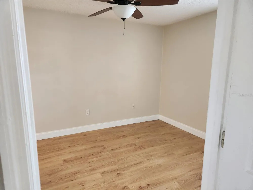 803 LAKE HAVEN SQUARE #101 Brandon, FL 33511