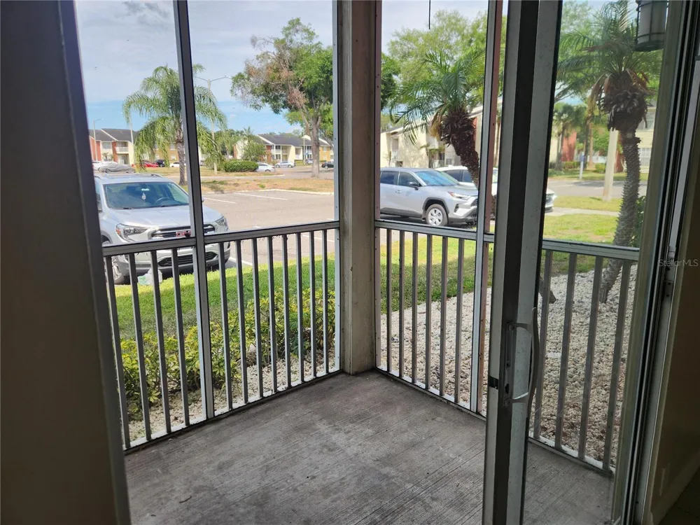 803 LAKE HAVEN SQUARE #101 Brandon, FL 33511