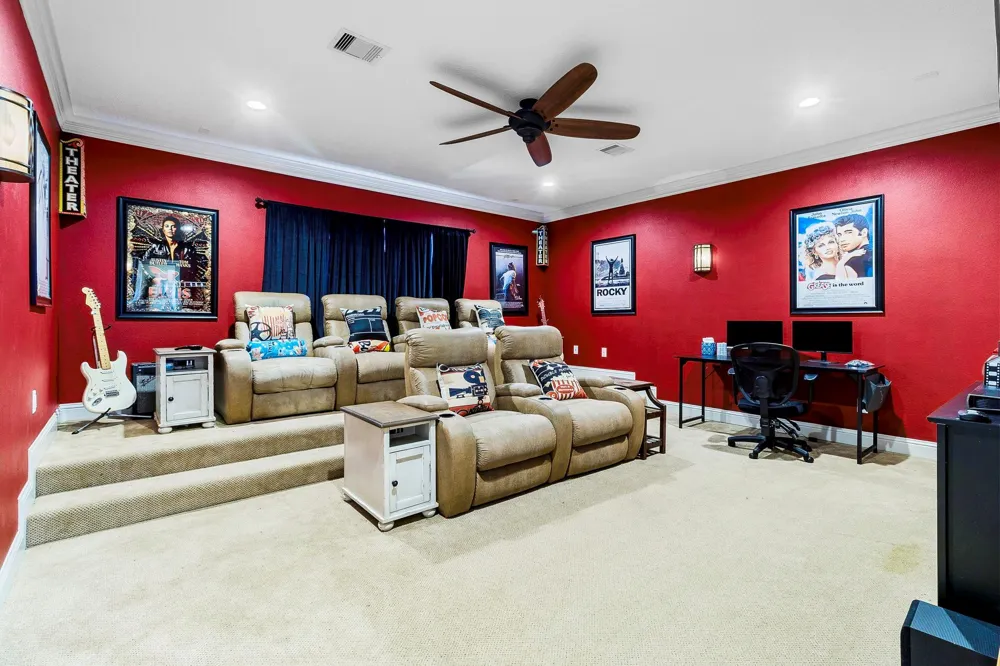 265 Bridgelanding Onalaska, TX 77360