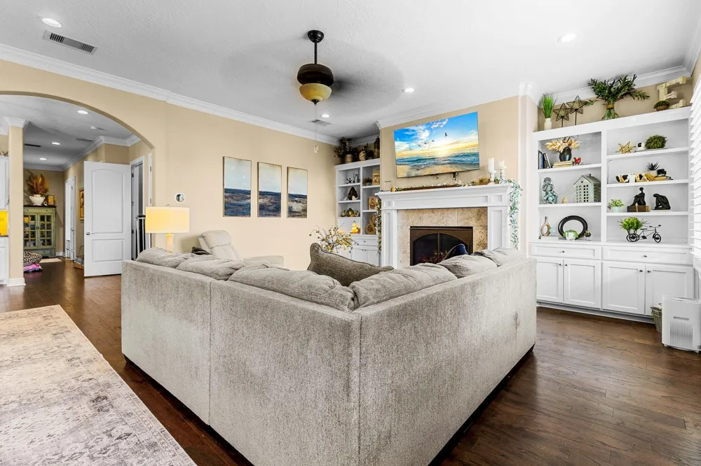 265 Bridgelanding Onalaska, TX 77360