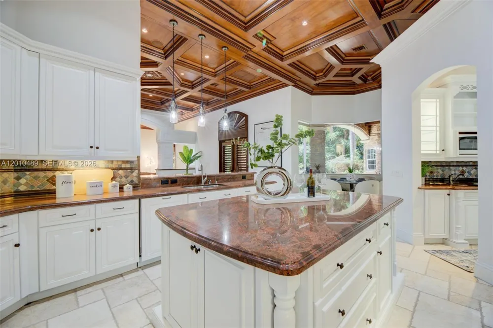 16740 Berkshire Ct Southwest Ranches, FL 33331