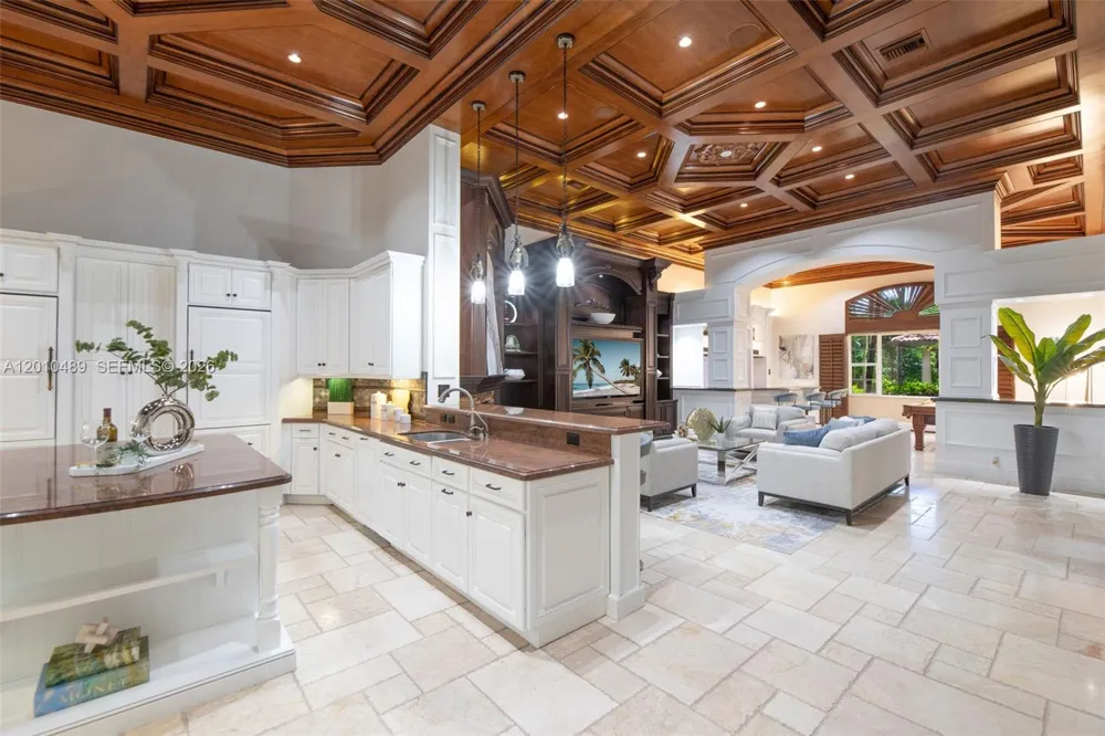 16740 Berkshire Ct Southwest Ranches, FL 33331