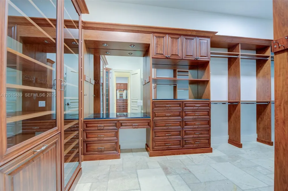 16740 Berkshire Ct Southwest Ranches, FL 33331