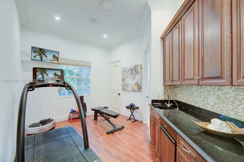 16740 Berkshire Ct Southwest Ranches, FL 33331