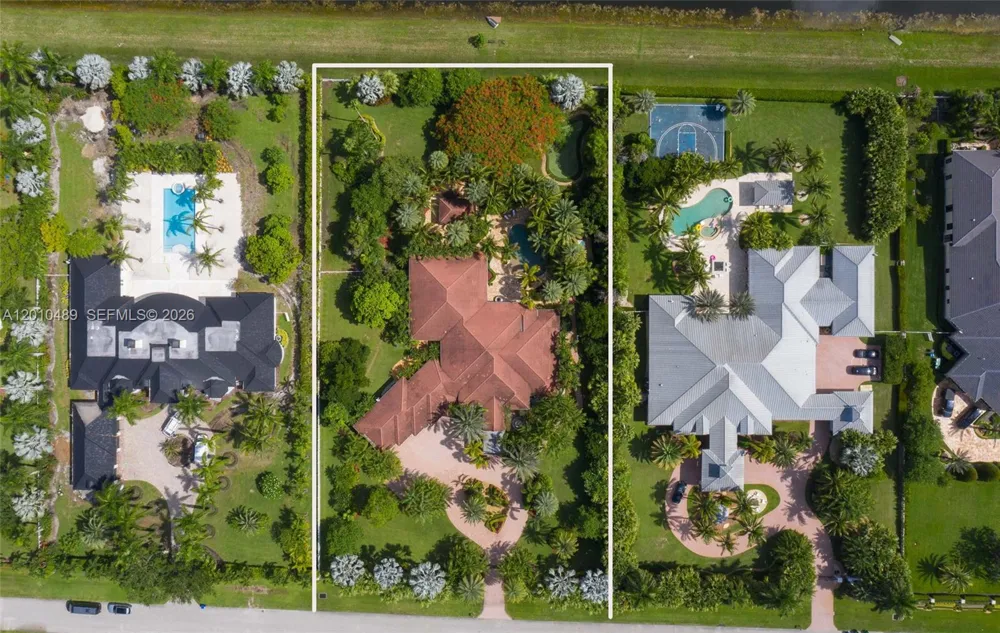 16740 Berkshire Ct Southwest Ranches, FL 33331