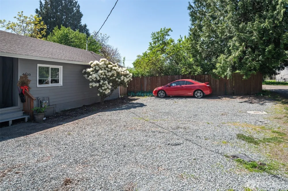4630 B STREET NW Auburn, WA 98001