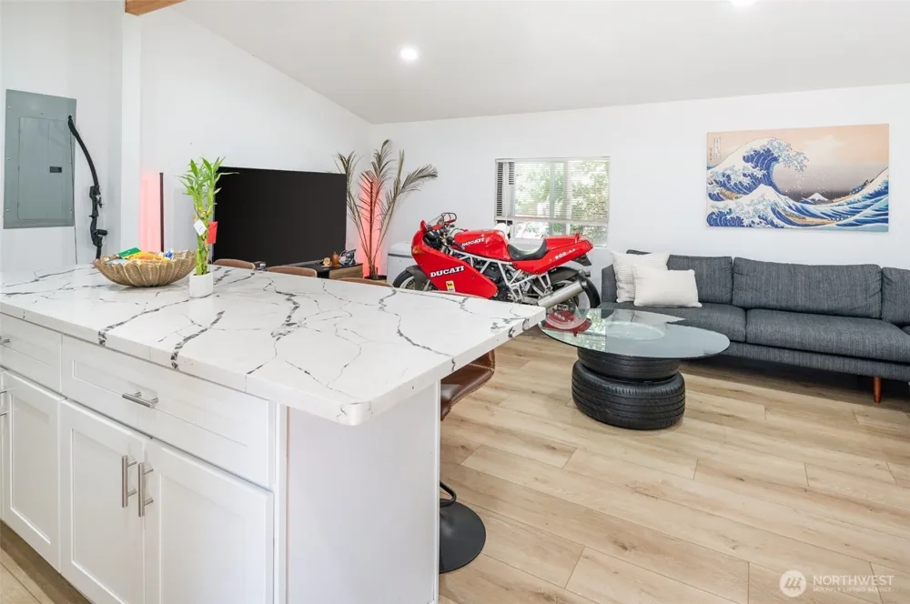 4630 B STREET NW Auburn, WA 98001