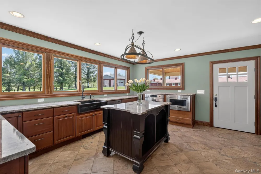 285 Maple Avenue Goshen, NY 10924