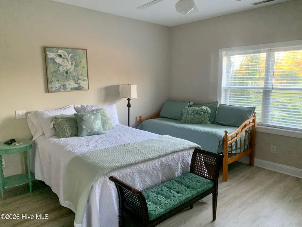 404 Penny Lane #D Morehead City, NC 28557